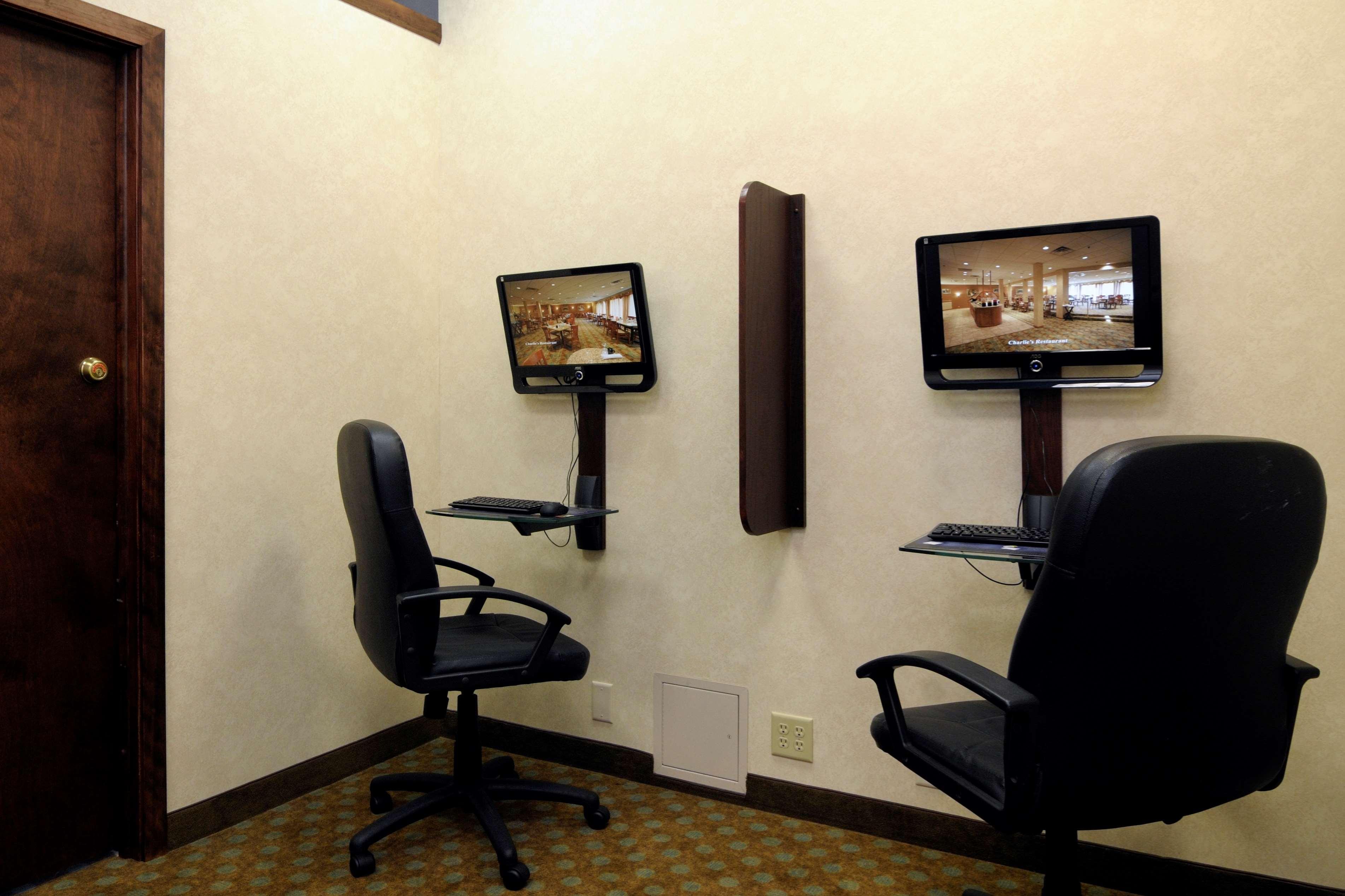 Best Western Plus Chicago Hillside Exterior photo