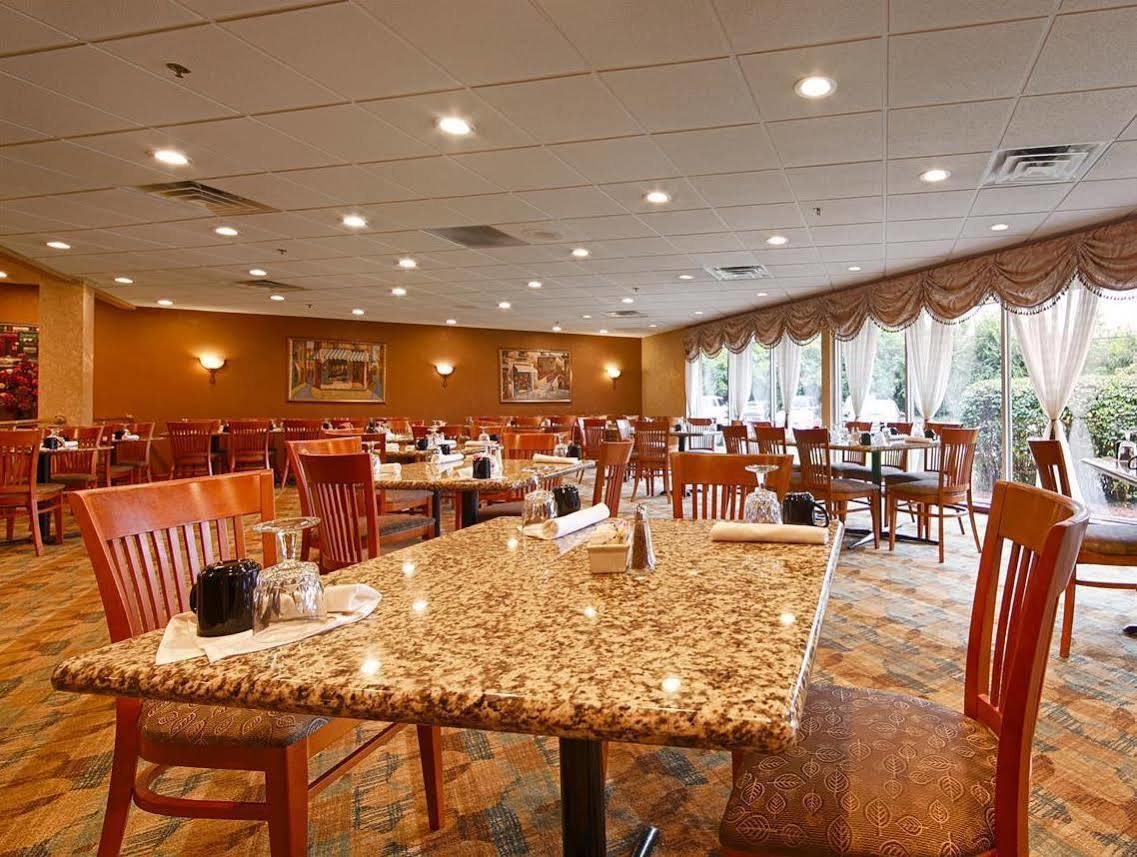 Best Western Plus Chicago Hillside Exterior photo